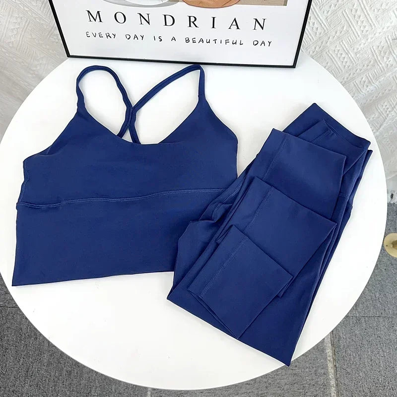 Women's Sleeveless Yoga Top - Breathable Nylon &amp; Spandex | Solid Color