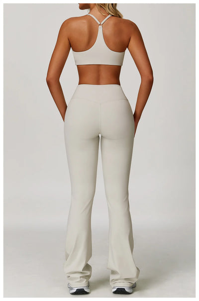 Women's Breathable Yoga Wear | Solid Design with Utility Pockets