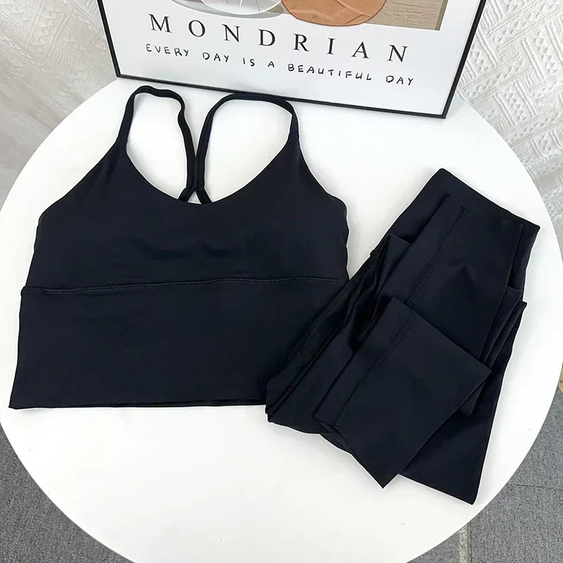Women's Sleeveless Yoga Top - Breathable Nylon &amp; Spandex | Solid Color